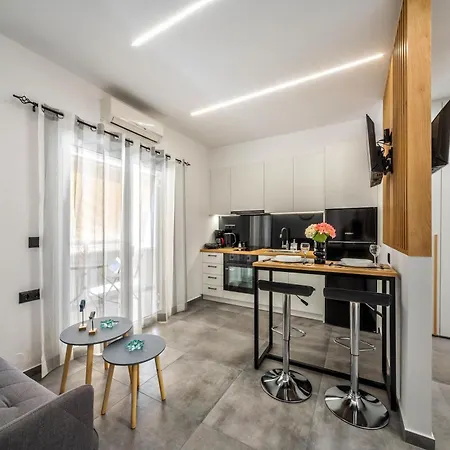 Konstantina's & Nicol's Apartamento Iráclio